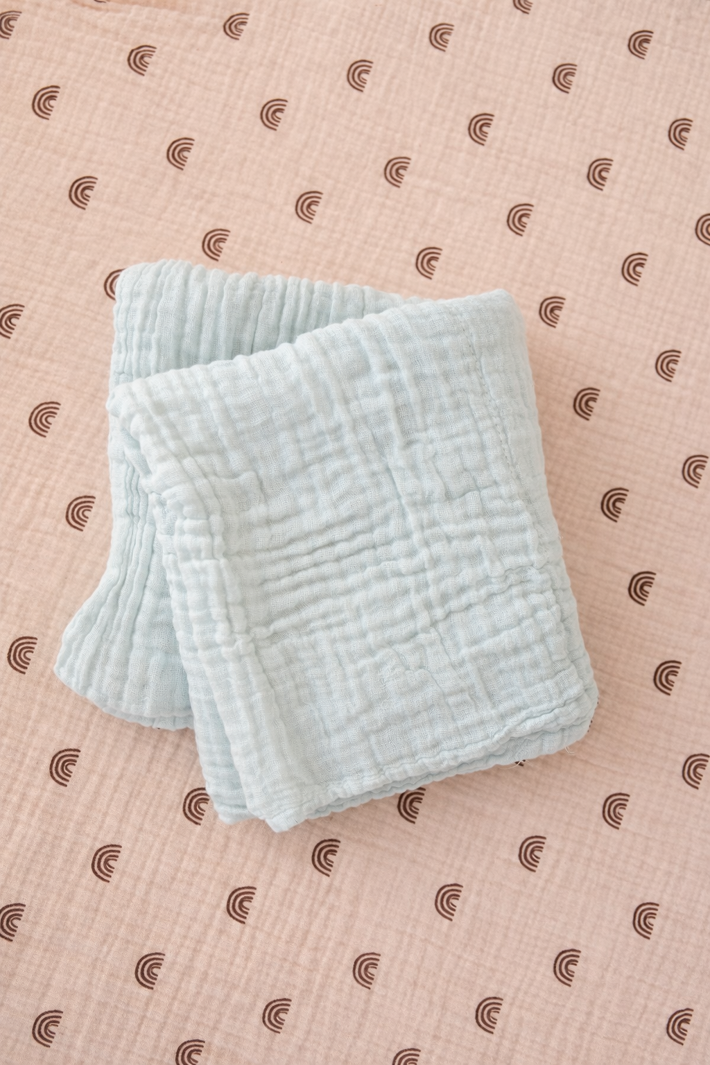 Newborn Baby Gift Box – Hello World Wooden Plaque Set