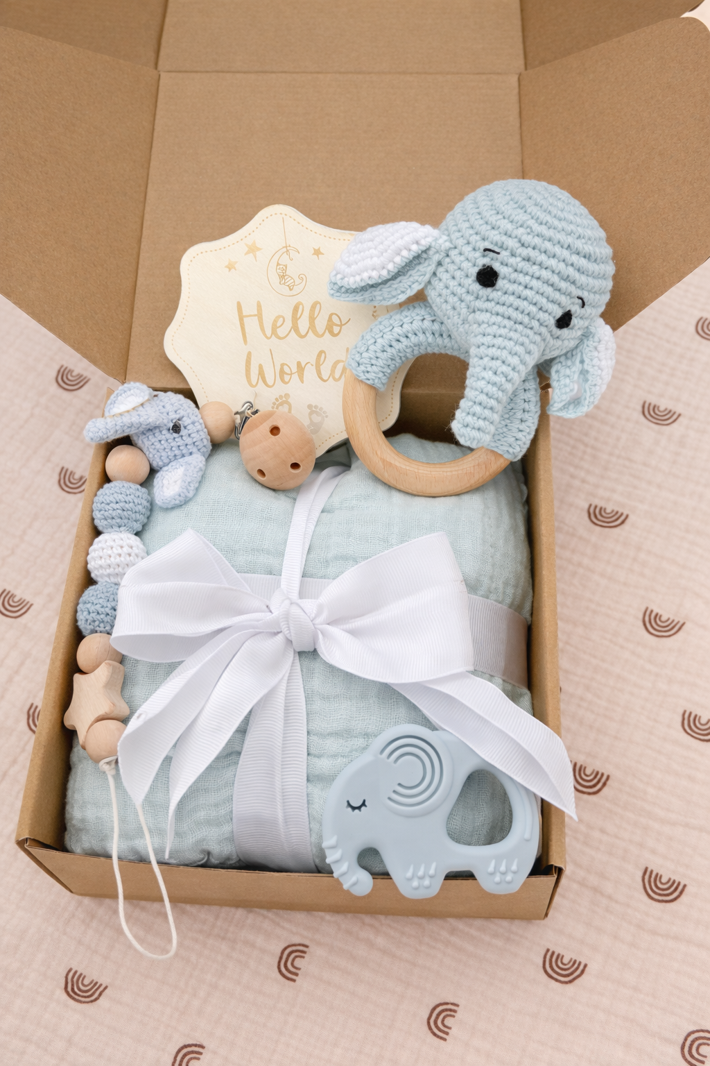 Newborn Baby Gift Box – Hello World Wooden Plaque Set