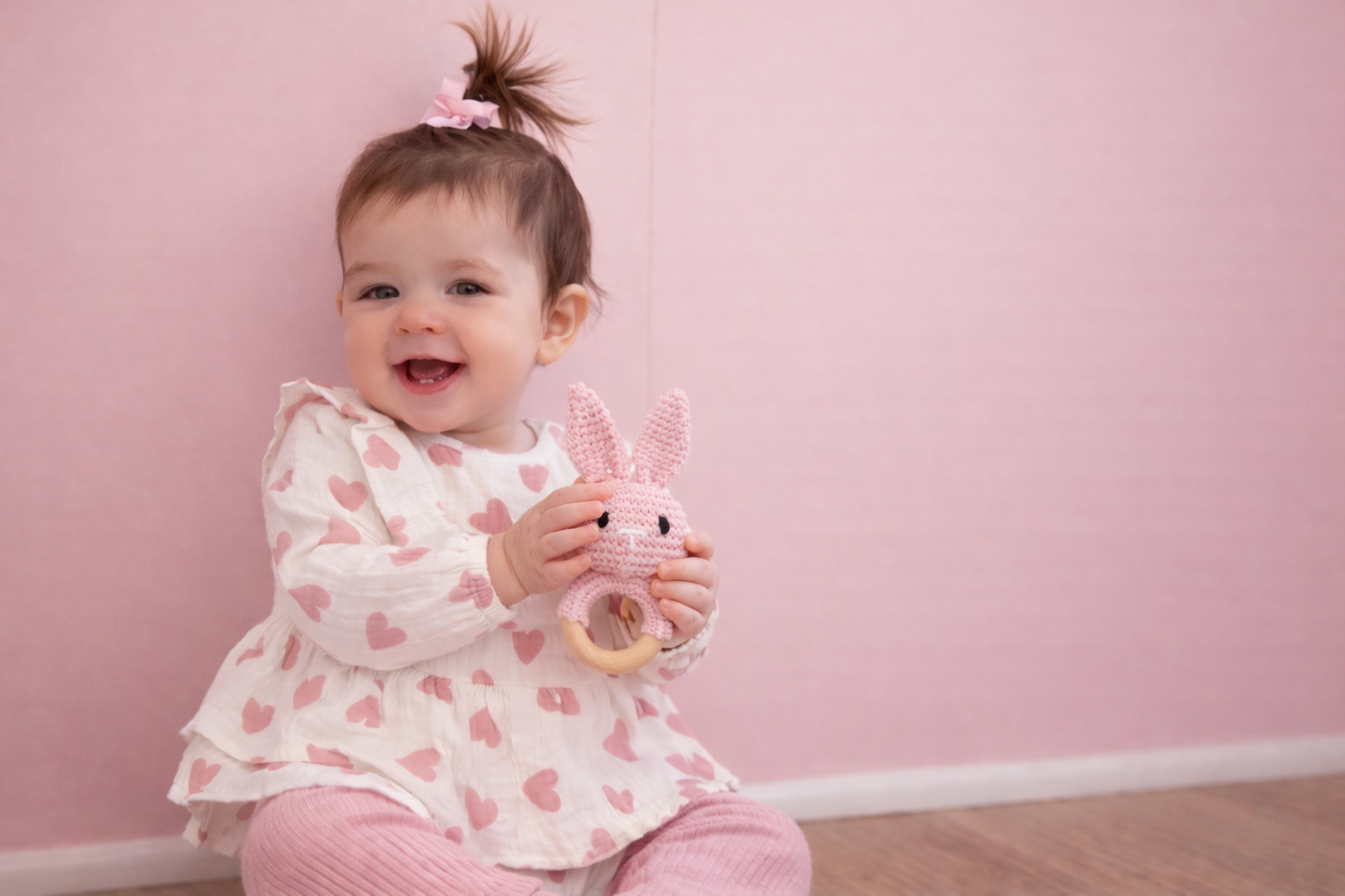 Newborn Baby Gift Box – Hello World Wooden Plaque Set