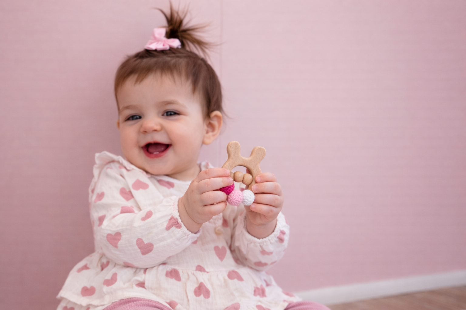 Newborn Baby Gift Box – Hello World Wooden Plaque Set